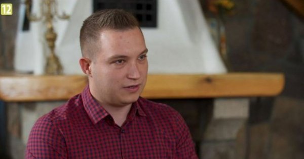Kamil Borkowski pręży muskuły bez koszulki. "Przypakował" od czasów "Ślubu od pierwszego wejrzenia"?
