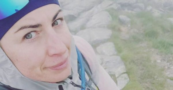 Justyna Kowalczyk jest w ciągłej podróży z synem. Teraz zdobyła się na wyznanie: "Samotna, uśmiechająca się przez łzy mama"