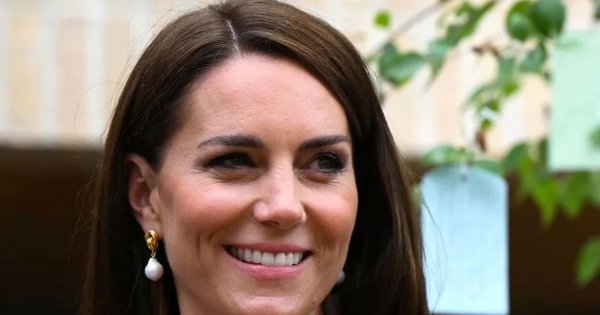 Księżna Kate w cudownej marynarce na Wimbledonie! Wiemy gdzie i za ile taką kupić!