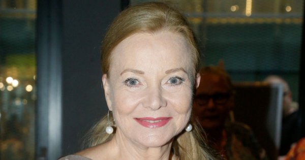 Laura Łącz udowodniła, że wiek to tylko liczba, a wytworność to jej drugie imię. Zjawiskowa!