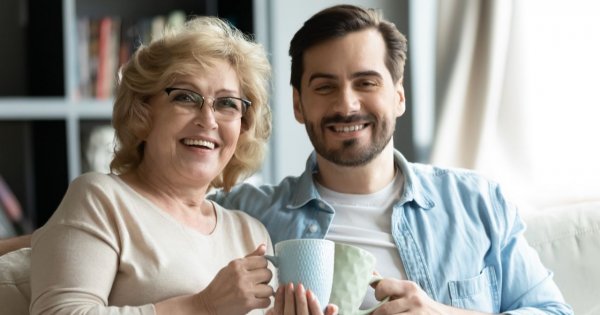 "Syn nie potrafi znaleźć sobie odpowiedniej narzeczonej. Z każdą jest coś nie tak, a on taki fajny"