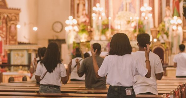 Czy pasterka jest obowiązkowa? Wielu katolików co roku popełnia ten sam błąd. Kościół mówi jasno