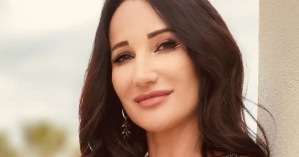51-letnia Justyna Steczkowska eksponuje swoje wdzięki w skąpym bikini