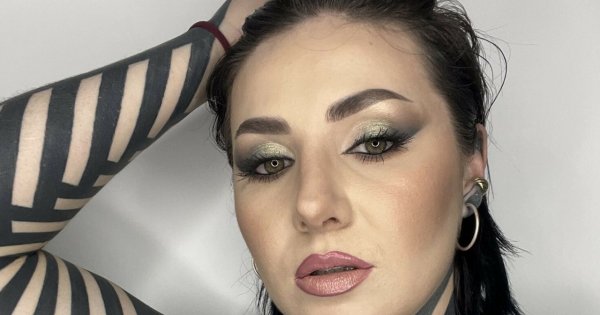 30-latka chce wyglądać, jak postać z anime. Wytatuowanie jej ciała zajęło 200 godzin!