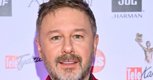 Andrzej Piaseczny zamieszkał z partnerem. Na jaw wychodzą nowe fakty o jego chłopaku!