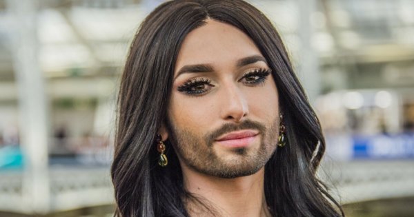 Znani mężczyźni jako Barbie! Stanowski bosko, Liroy jak blond Conchita Wurst! SYMULACJA