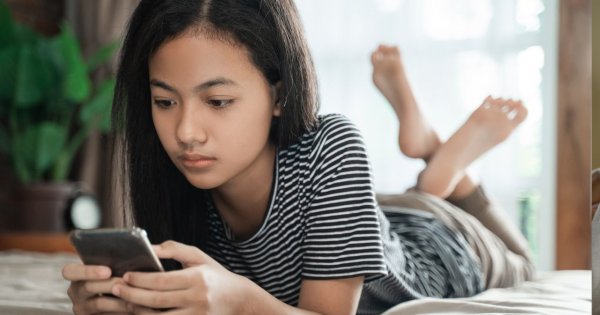 "Tak były mąż pisze do naszych dzieci. Jak on może? I uważa, że to nic złego"
