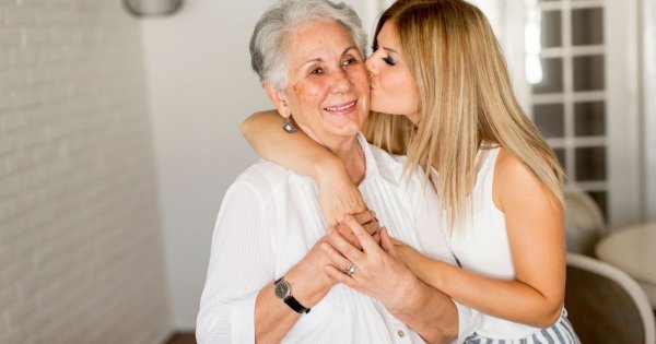 "Babcia namawiała, żeby zrobić sobie dziecko z kim popadnie. Posłuchałam, a konsekwencje są opłakane"