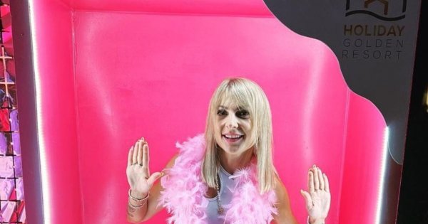Magda Narożna zamieniła się w Barbie. Dobrze jej w tym różowym wydaniu?