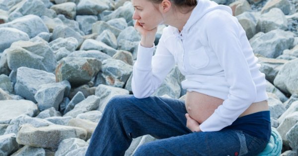 "Jestem porzuconą kobietą w ciąży. Napisałam list do mojej córeczki. Mam nadzieję, że będzie mi za to wdzięczna"