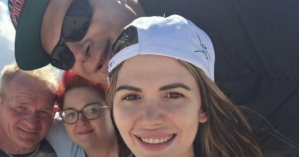 Mamy zdjęcia z wesela Krzysztofa Skiby! Była podobizna na arbuzie i dwie kreacje panny młodej