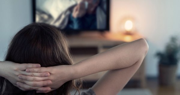 "Moja żona ciągle ogląda seriale. Nie interesuje się dziećmi, domem, a nawet mną"