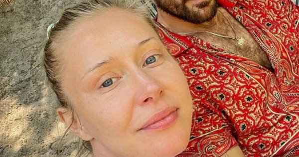 Kasia Warnke pręży zgrabne ciało w kusym bikini u boku prawdziwego przystojniaka!
