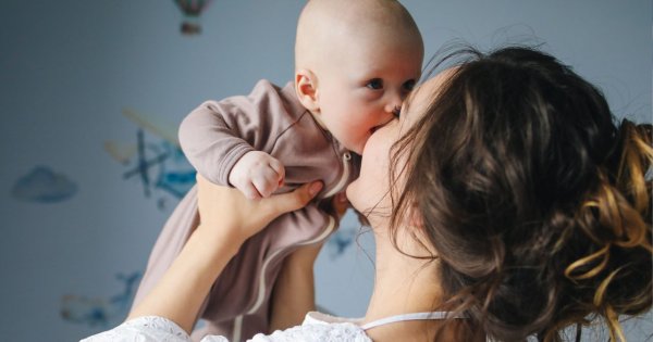 "Urodziło mi się dziecko, a sąsiadka ciągle wali w ścianę, żeby była cisza. Przecież niemowlę musi się wypłakać!"