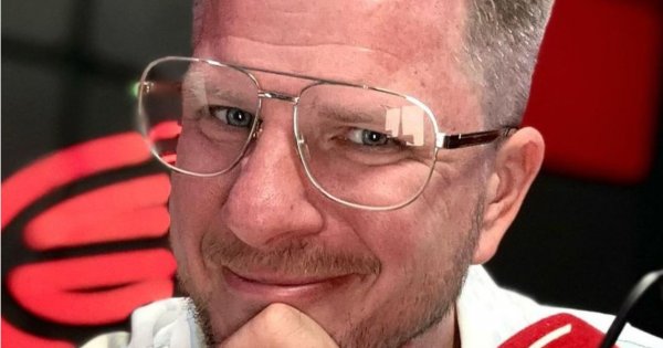 Filip Chajzer radzi: "Rzuć wszystko co złe". Aż tak czule wspomina "Dzień Dobry TVN"?
