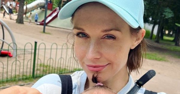 Blond Julia Kamińska w stroju dominy zachwyciła internautów. "Nie będzie miło i grzecznie"