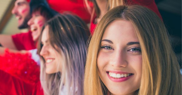 "Byłam na meczu i w przypływie radości pocałowałam obcego. Dzisiaj jesteśmy małżeństwem"