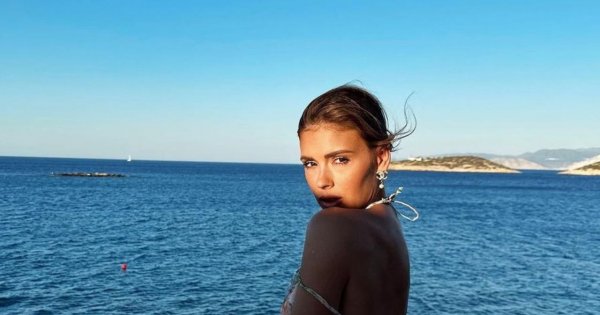 Klaudia Halejcio z córką ozdobiły auto narzeczonego Oskara Wojciechowskiego, pokazała to na Instagramie