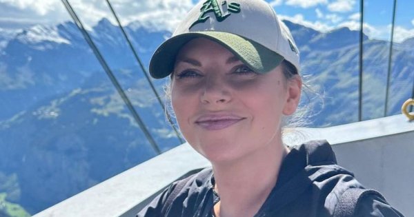 Aleksandra Kwaśniewska wskoczyła w skąpe bikini, żeby przyciągnąć uwagę. Udało się?
