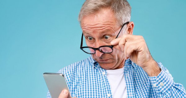 "Umówiłam się na randkę przez internet. Starszym facetem okazał się mój ojciec"