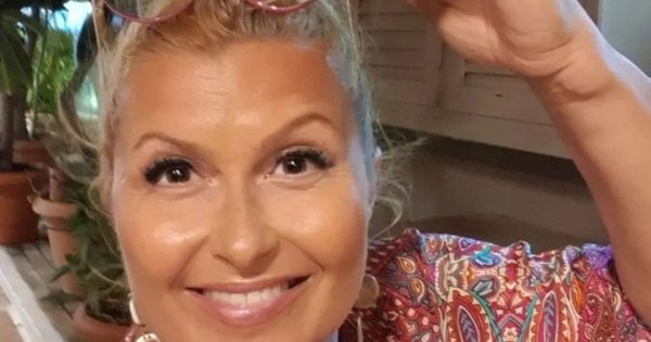 Katarzyna Skrzynecka pozuje z mężem i piękną córką. Fanka zwróciła uwagę na jeden szczegół