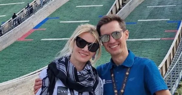 Ewa i Kamil Stoch wskoczyli w góralskie stroje i pohasali na weselu. Fani: "Super wyglądacie"