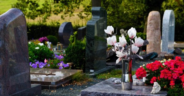 "Dzieci nie chcą odwiedzić mnie na Wszystkich Świętych. Mówią, że to nie moje święto"