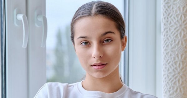 "Moja mama chce mnie wyrzucić z mieszkania. Mam tylko 15 lat..."