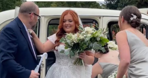 Kazała wszystkim zakryć oczy tuż przed ślubem. Nie, nie chciała zaskoczyć suknią. Powód wyciska łzy...