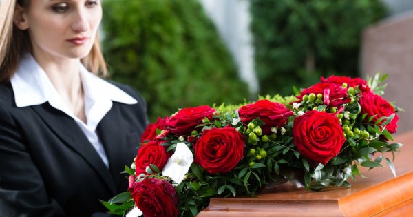 "Moja mama zmarła, a jej mąż domaga się spadku. Ten dom należy się tylko mi!"