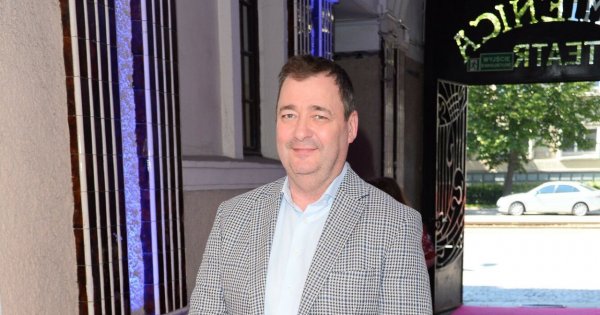 Jacek Rozenek ma partnerką młodszą o 20 lat. Jest szaleńczo zakochany w nowej wybrance