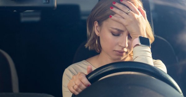 "Parkuję swego SUV-a na podwórku przy uczelni. Nie spodziewałam się, że spotka mnie coś tak okropnego!"