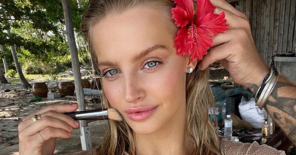 Karolina Pisarek wyprawiła urodziny psu. Jest okazały tort i balony. Fani w szoku!