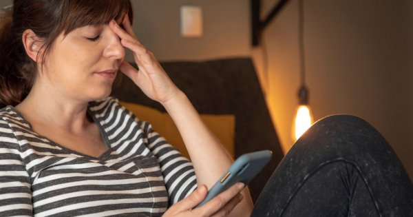 Czytelniczka sprawdzała męża fałszywym kontem na Facebooku; flirtował z nią i przedstawił się jako wdowiec