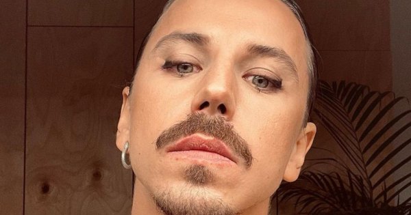 Roznegliżowany Michał Szpak pokazał wszystko na najnowszym zdjęciu. Ktoś pisze: "Łzy mi lecą ze wzruszenia"