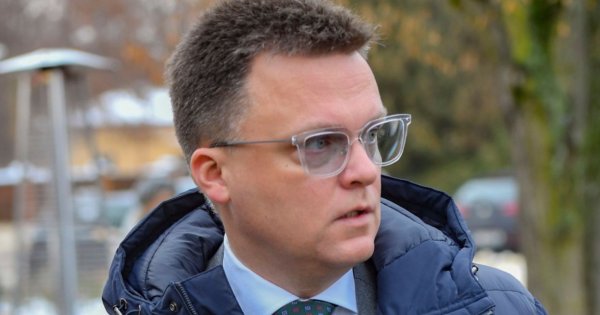 Ten znany prezenter telewizyjny osiągnął spektakularny sukces. Stał się jedną z najważniejszych postaci w Polsce i już wprowadza zmiany