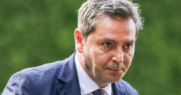 Michał Adamczyk zarabiał w TVP krocie, a na alimenty dla dziecka żałuje! "Zapowiedział mi, że nie dostanę grosza więcej"