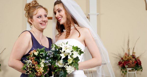 "Siostra w ostatniej chwili zdecydowała, że nie będę jej świadkową na ślubie. Jej argumentacja wbiła mnie w fotel"