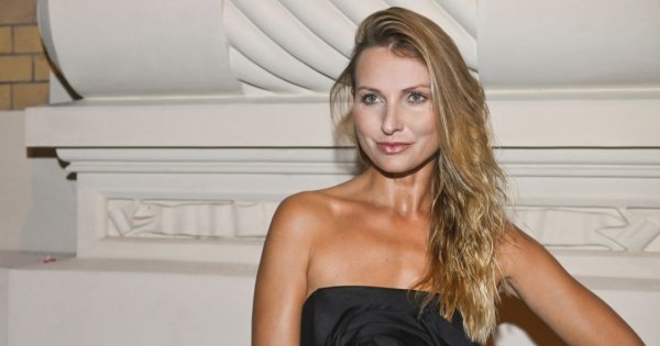 Nagie zdjęcie Joanny Moro, na którym odsłania łono, wywołało poruszenie! Teraz komentuje!