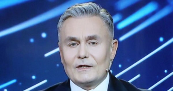 Wpadka za wpadką nowej telewizji. Prezenter kaja się przed fanami