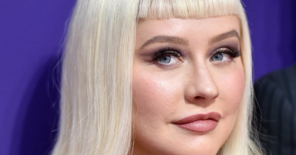 Nowa twarz Christiny Aguilery! Będziecie w szoku... w naprawdę dużym szoku, gdy ją zobaczycie. Jak to możliwe?