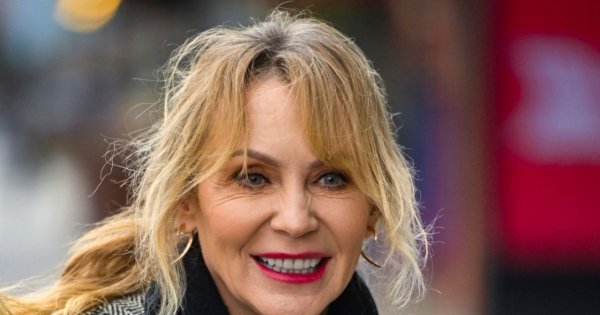 Beata Ścibakówna zadała szyku w złotej sukni. To absolutny hit karnawału 2024!