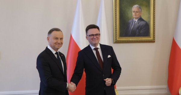 Dobrotliwy Andrzej spotkał się z nieustępliwym Szymonem. Sieć zalały memy!