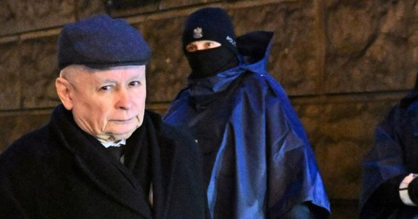 74-letni Jarosław zdradził kulisy nocnego telefonu do TVP! Wspaniała historia? [wideo]