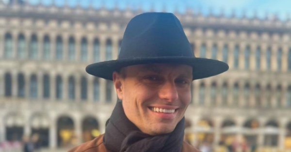 Marcin Hakiel wrzucił relację wprost z sypialni. To nie mogło przejść bez echa!