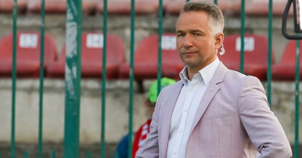 Rafał Patyra nie był długo na bezrobociu. Poprowadzi program łudząco przypominający "Teleexpress"