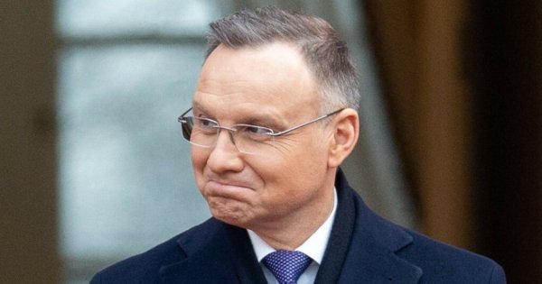 Wydało się, że Twardy Andrzej od 10 lat nie prowadził auta. Teraz już wiadomo dlaczego![wideo]