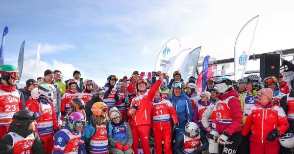 Andrzej Duda wziął udział w charytatywnych zawodach narciarskich na rzecz niepełnosprawnych sportowców