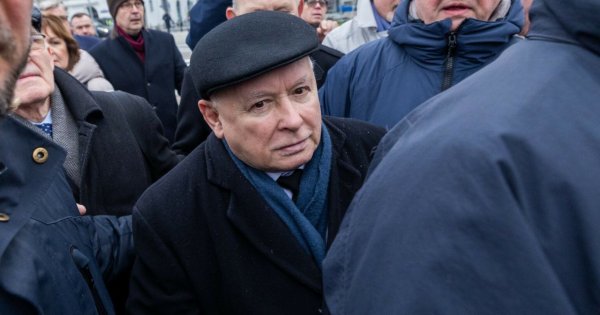 Jarek komentuje szturm koleżków na streamy. "Nieporozumienie". Starszy pan twierdzi też, że Monika nie istnieje