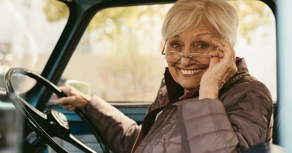 "Moja babcia ma 60 lat i wyjechała do Ameryki. Podróżuje, pracuje dorywczo i wysyła nam selfie"